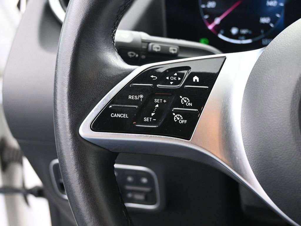 Used 2025 Mercedes-Benz GLA 250 image 30