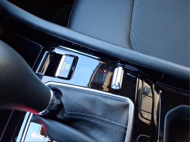 New 2026 Jeep Compass Latitude AWD/4WD image 21
