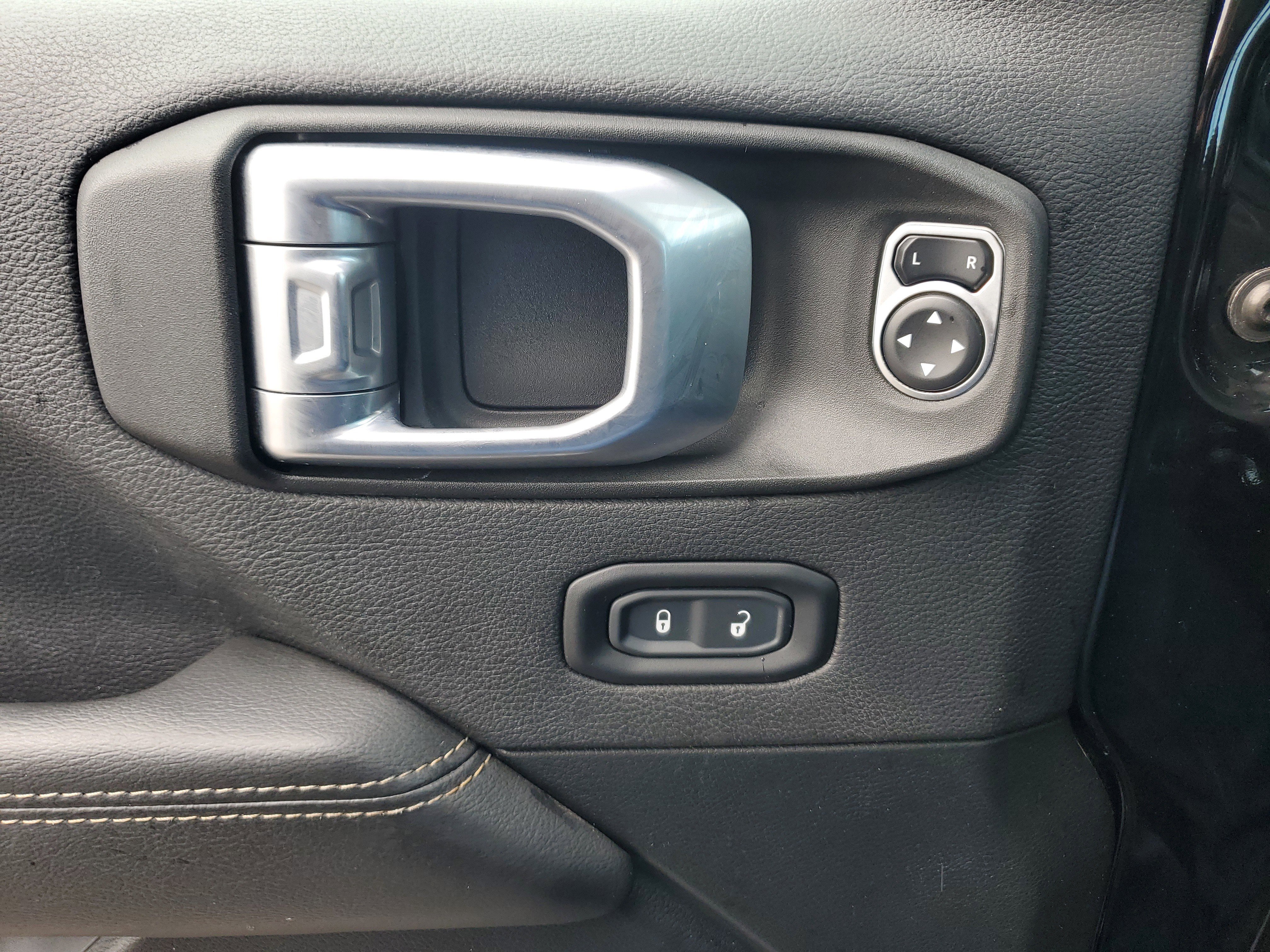 Used 2021 Jeep Gladiator Overland w/ Popular Equipment Package image 25