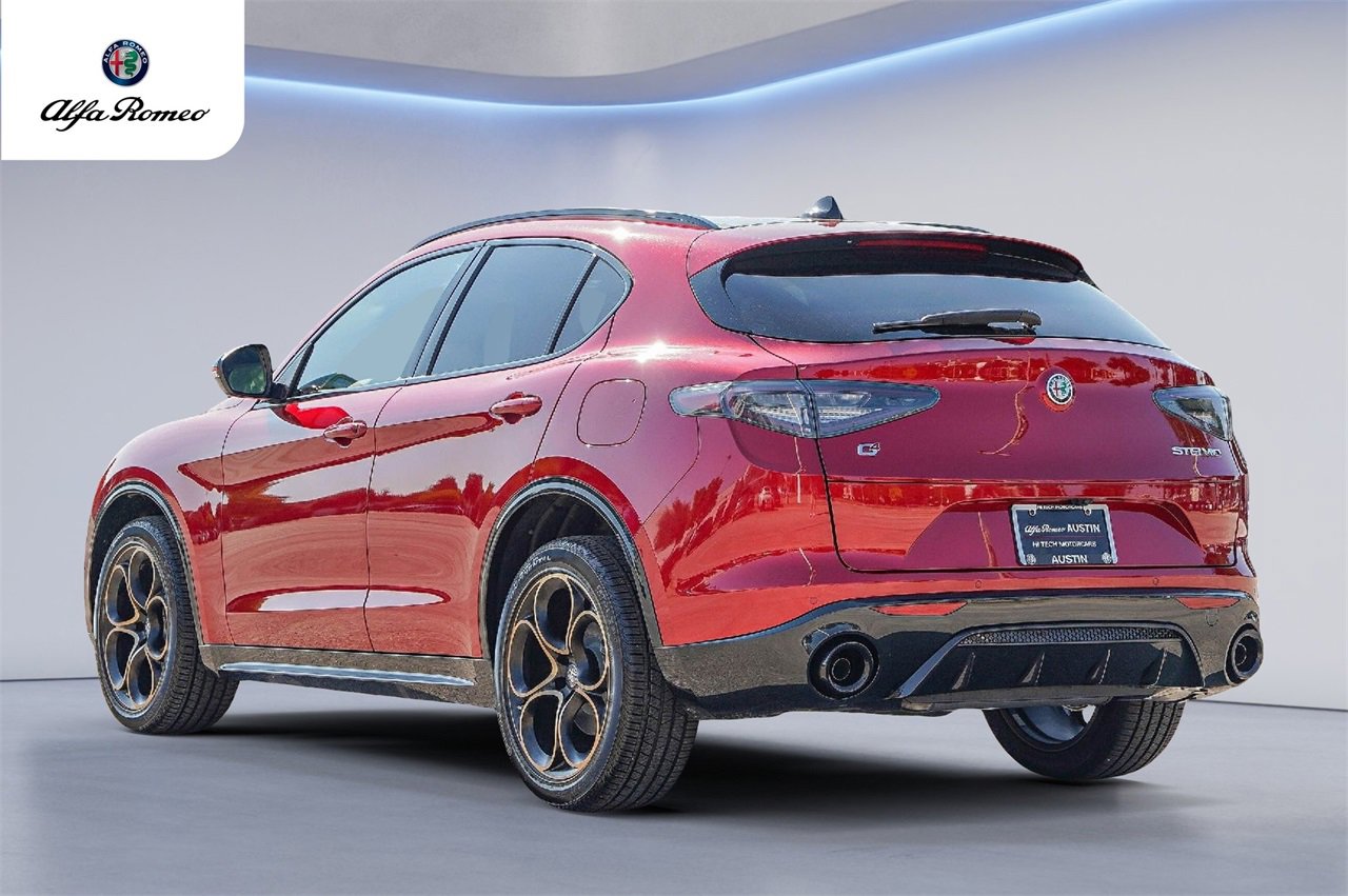 New 2025 Alfa Romeo Stelvio Sprint image 6