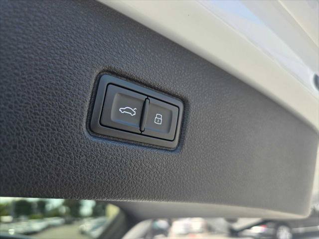 Used 2025 Audi Q7 3.0T Premium Plus AWD/4WD image 16