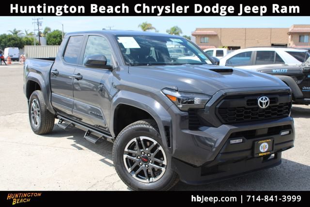 Used 2024 Toyota Tacoma TRD Sport RWD image 1