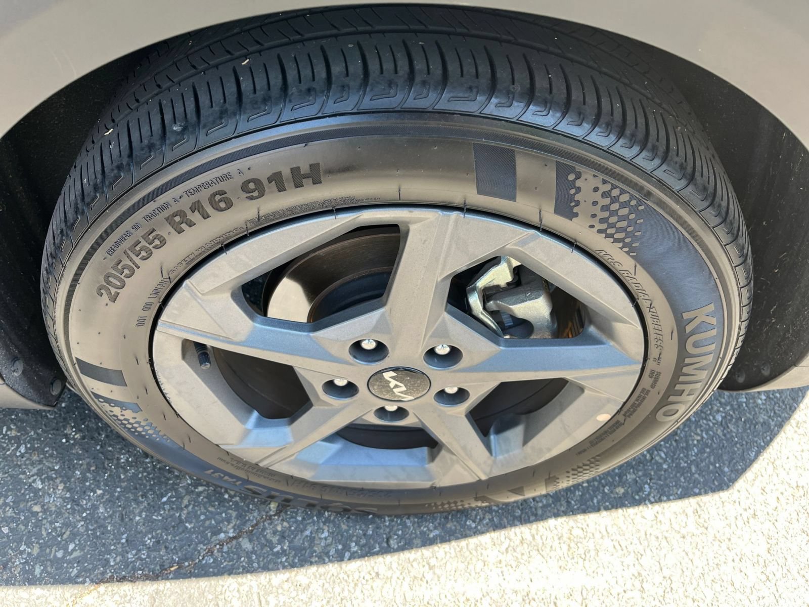 Used 2025 Kia K4 FWD image 29