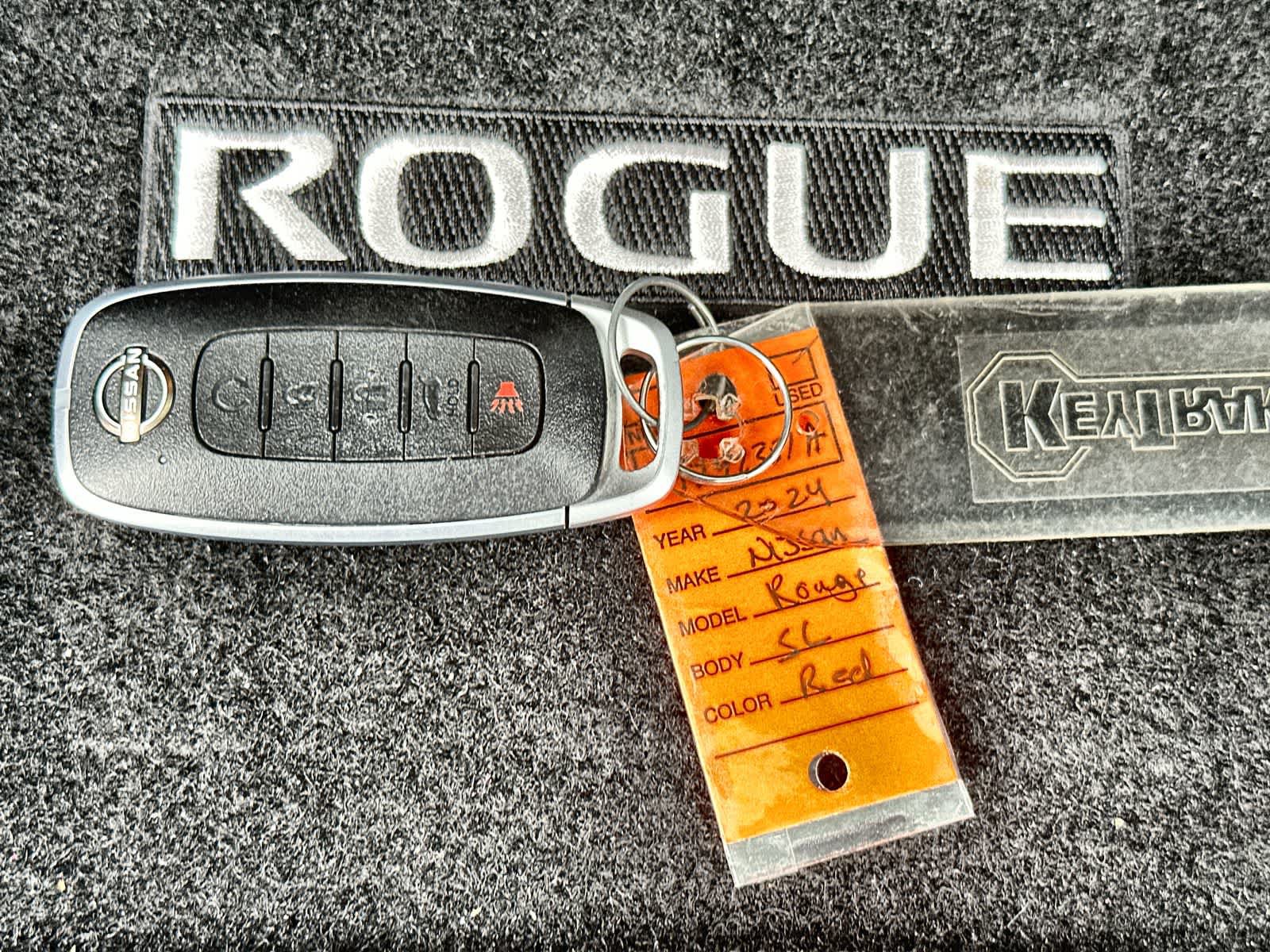 Used 2024 Nissan Rogue SL w/ SL Premium Package FWD image 25