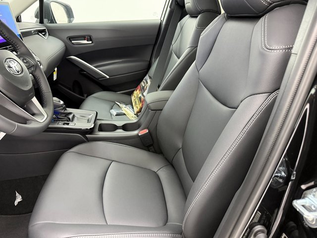 New 2026 Toyota Corolla Cross XLE w/ Convenience Package image 26