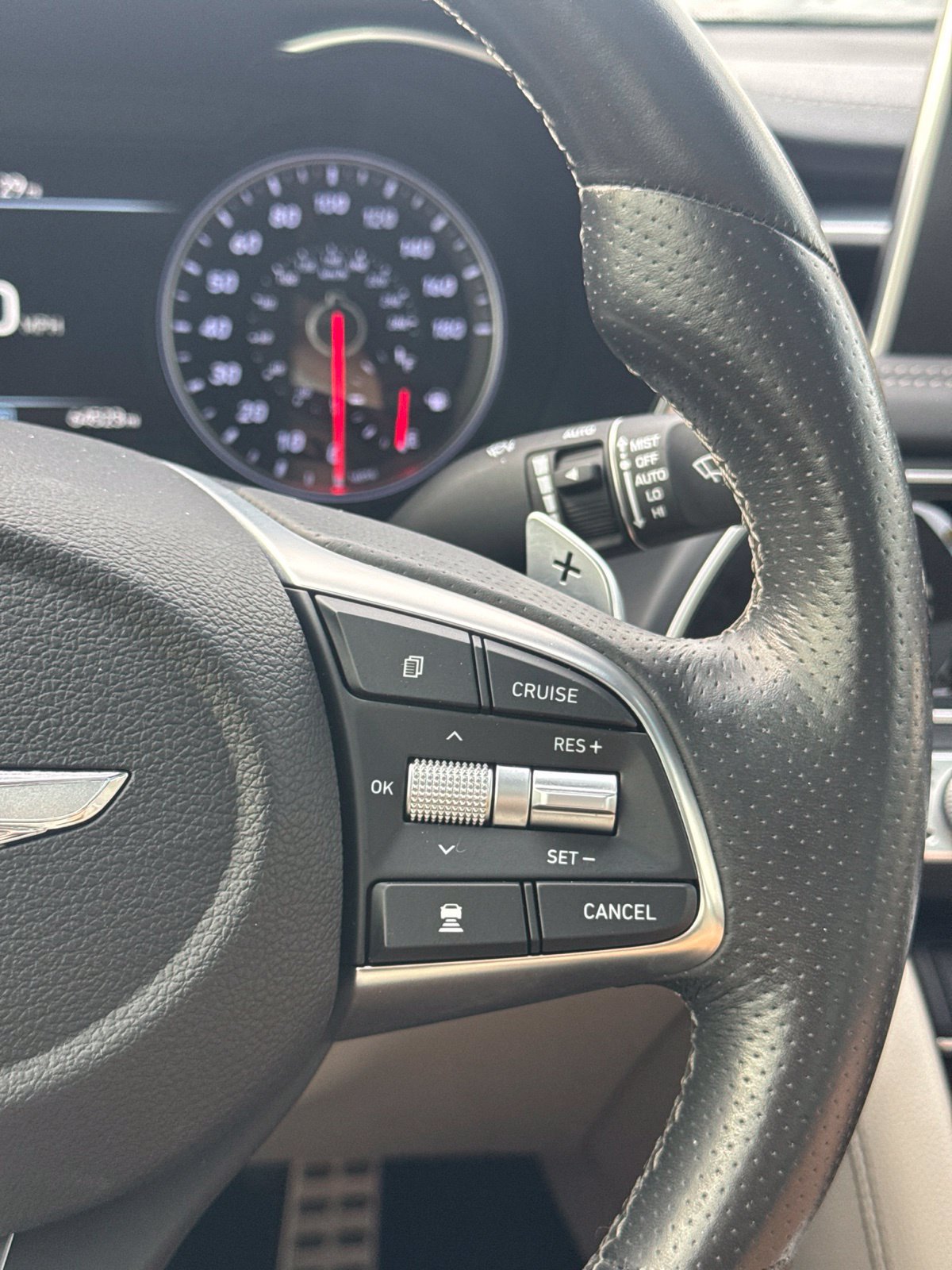 Used 2020 Genesis G70 3.3T w/ Elite Package RWD image 22