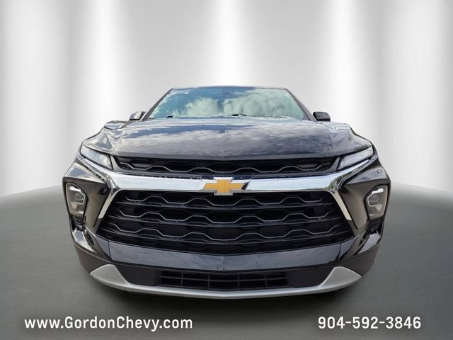 Certified 2025 Chevrolet Blazer LT FWD image 9