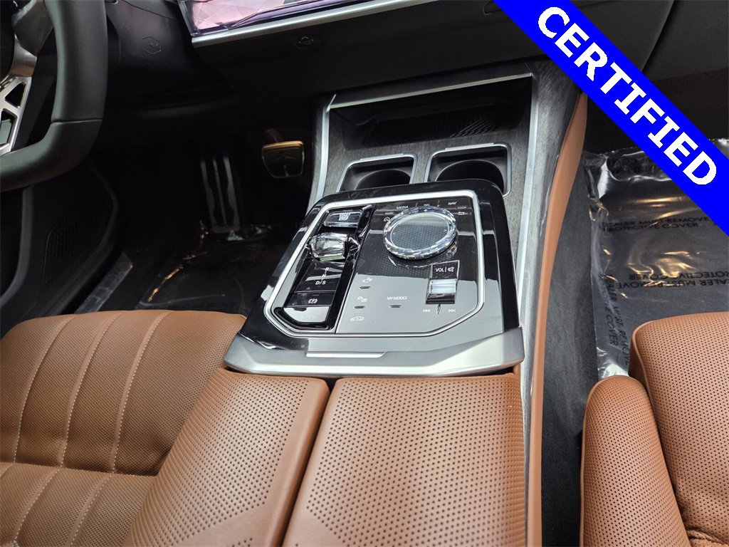 Used 2024 BMW 760i xDrive w/ Executive Package image 14