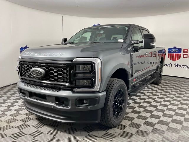 New 2026 Ford F250 Lariat w/ Black Appearance Package image 7
