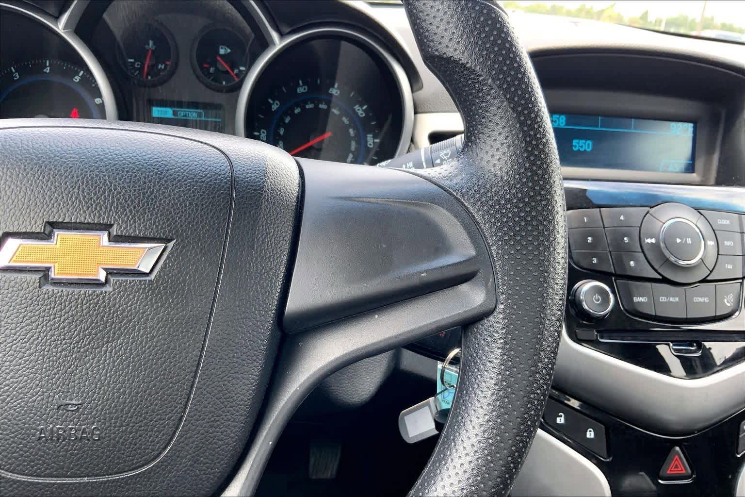 Used 2013 Chevrolet Cruze LT FWD image 24