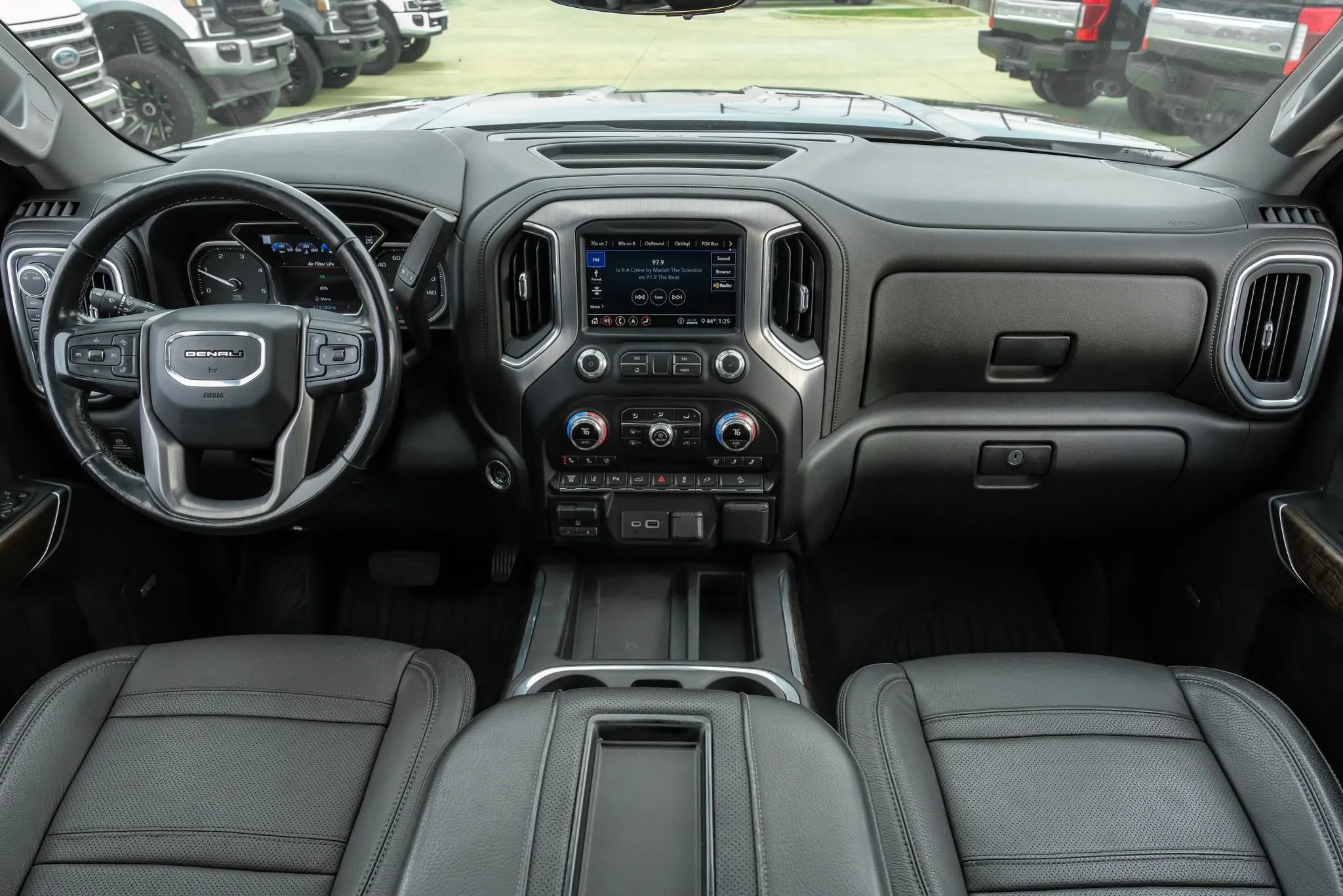 Used 2020 GMC Sierra 2500 Denali w/ Denali Ultimate Package AWD/4WD image 21