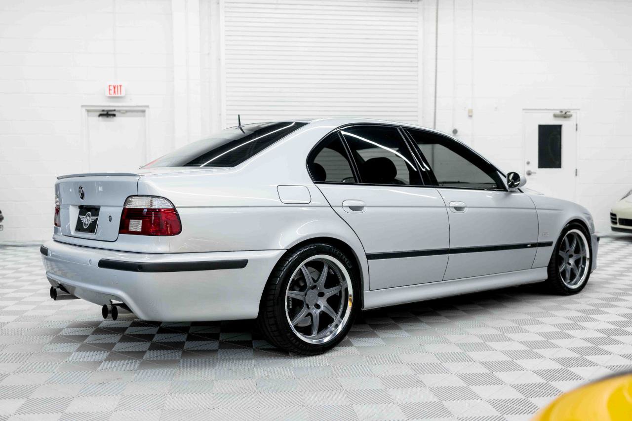 Used 2002 BMW M5 RWD image 10