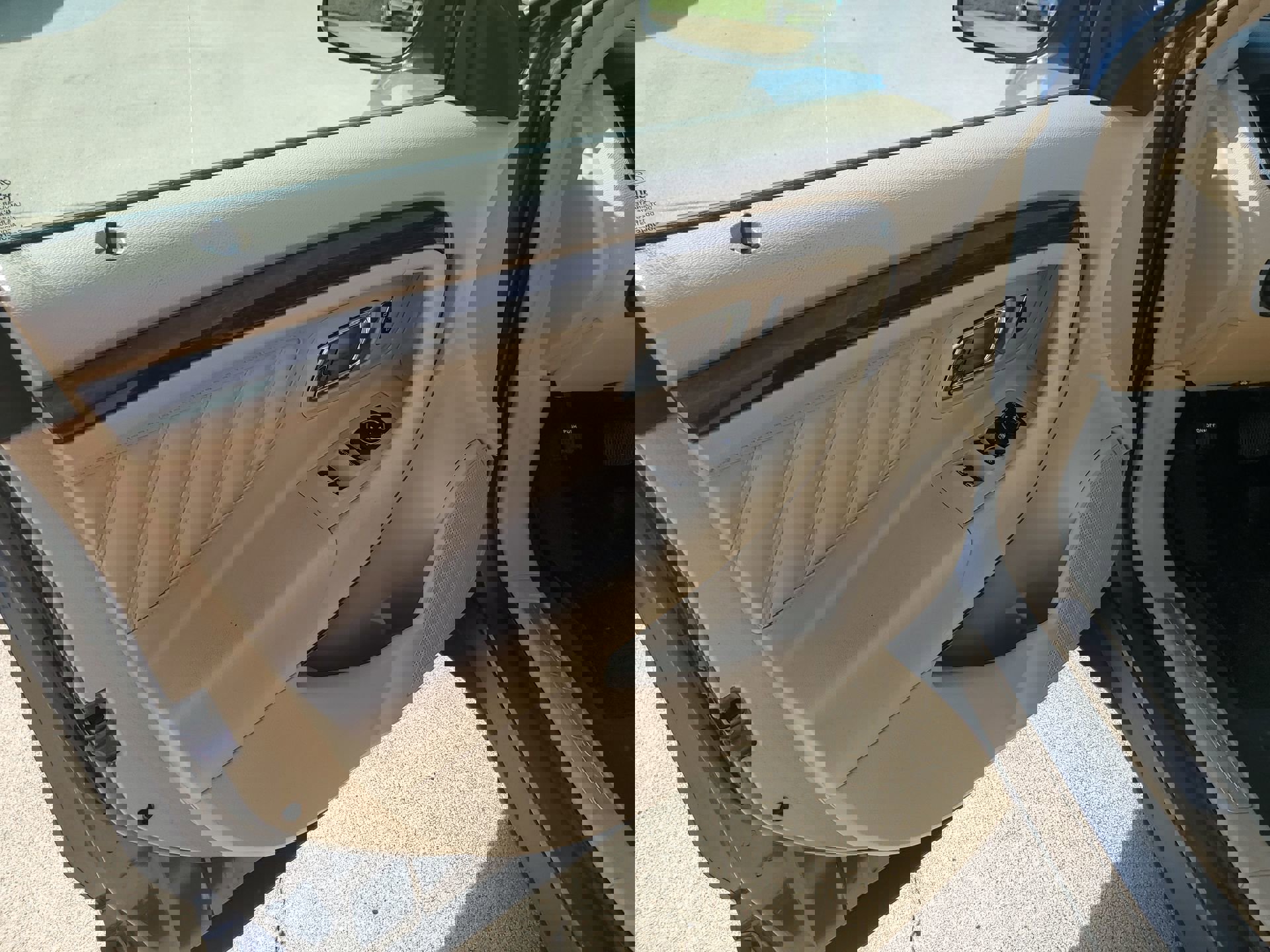 Used 2018 Ford Taurus Limited w/ Driver Assist Package image 30