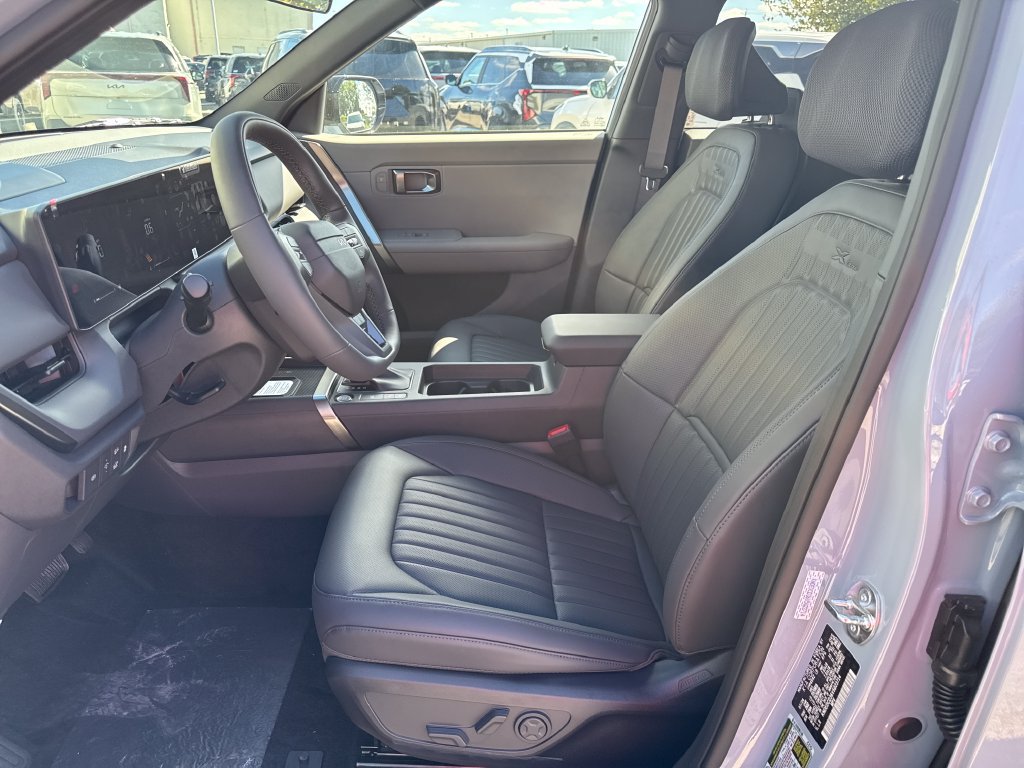 New 2027 Kia Seltos X-Line S w/ X-Line S Premium Package AWD/4WD image 13