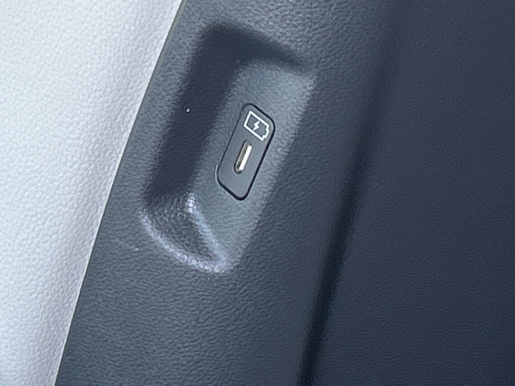 New 2026 Hyundai Santa Fe Limited image 25