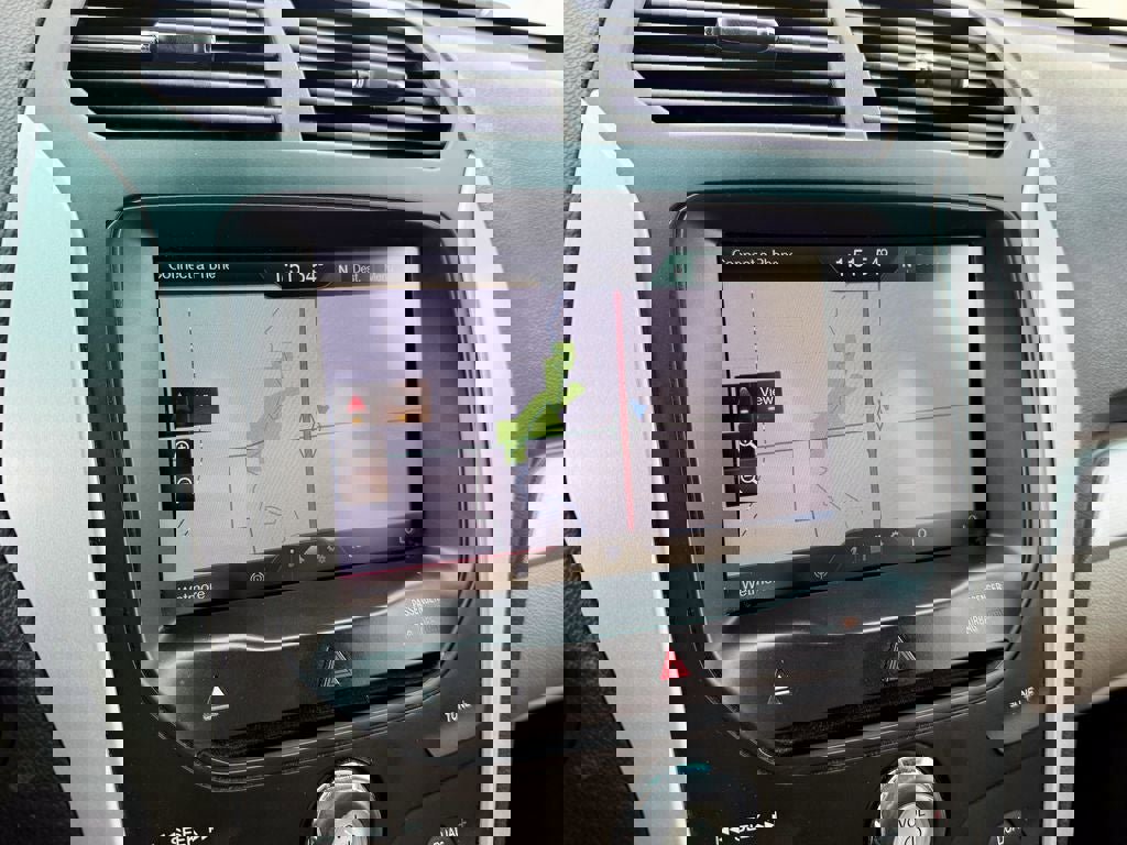 Used 2014 Ford Explorer XLT w/ Equipment Group 202A AWD/4WD image 26