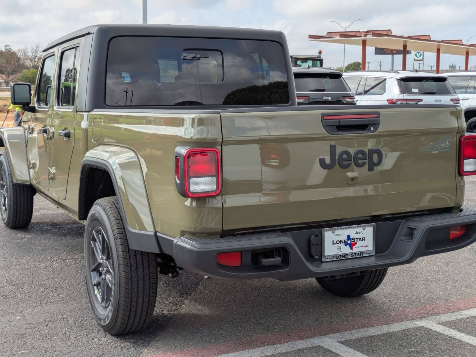 New 2025 Jeep Gladiator Sport AWD/4WD image 3
