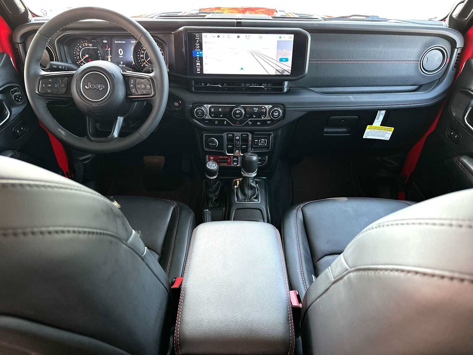 Used 2025 Jeep Gladiator Rubicon AWD/4WD image 25