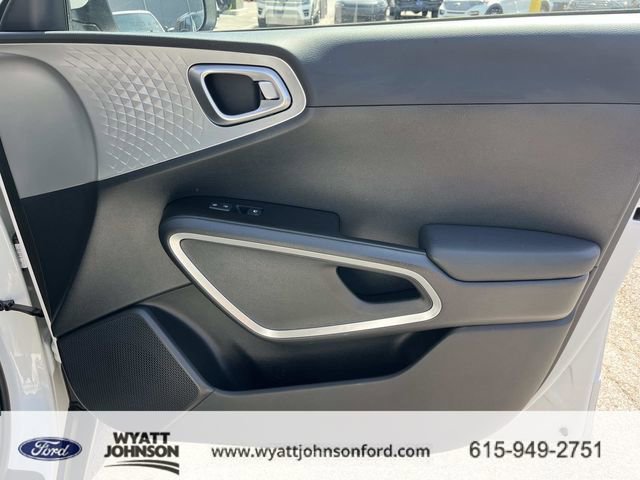 Used 2025 Kia Soul S image 20