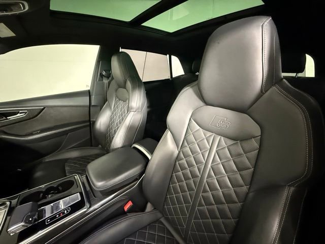 Used 2022 Audi SQ8 Prestige image 5