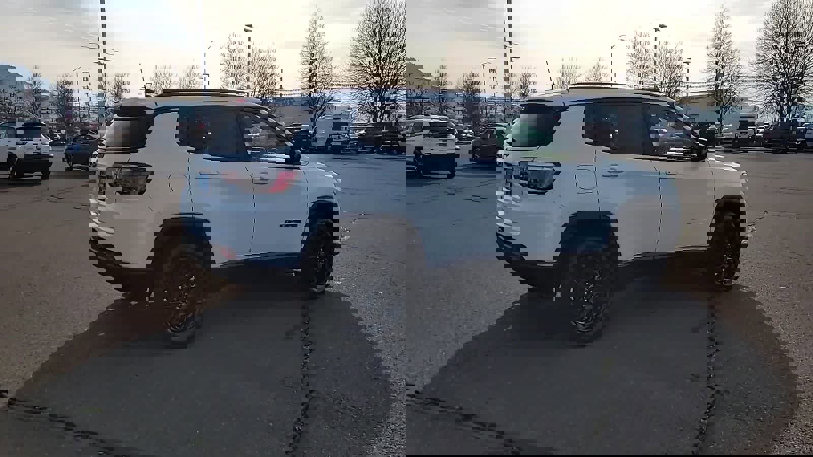 New 2026 Jeep Compass Latitude image 8