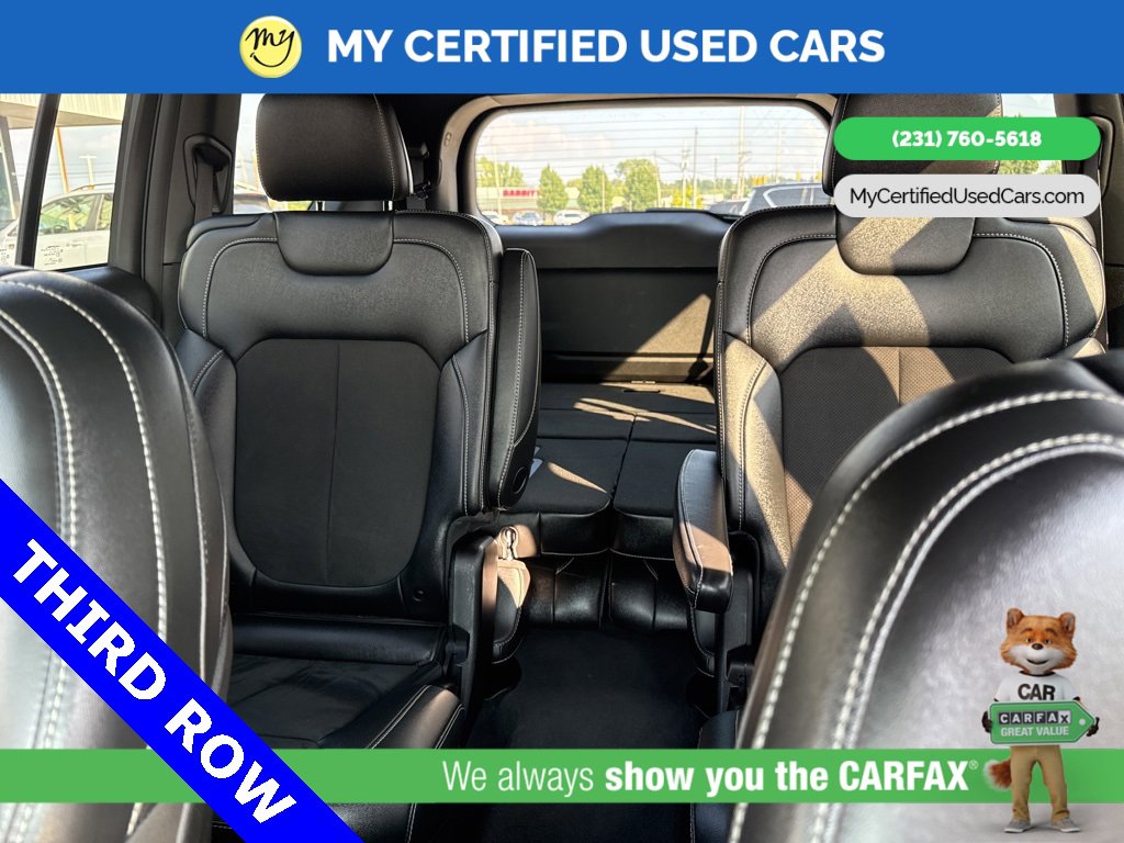 Used 2023 Jeep Grand Cherokee L Laredo image 18