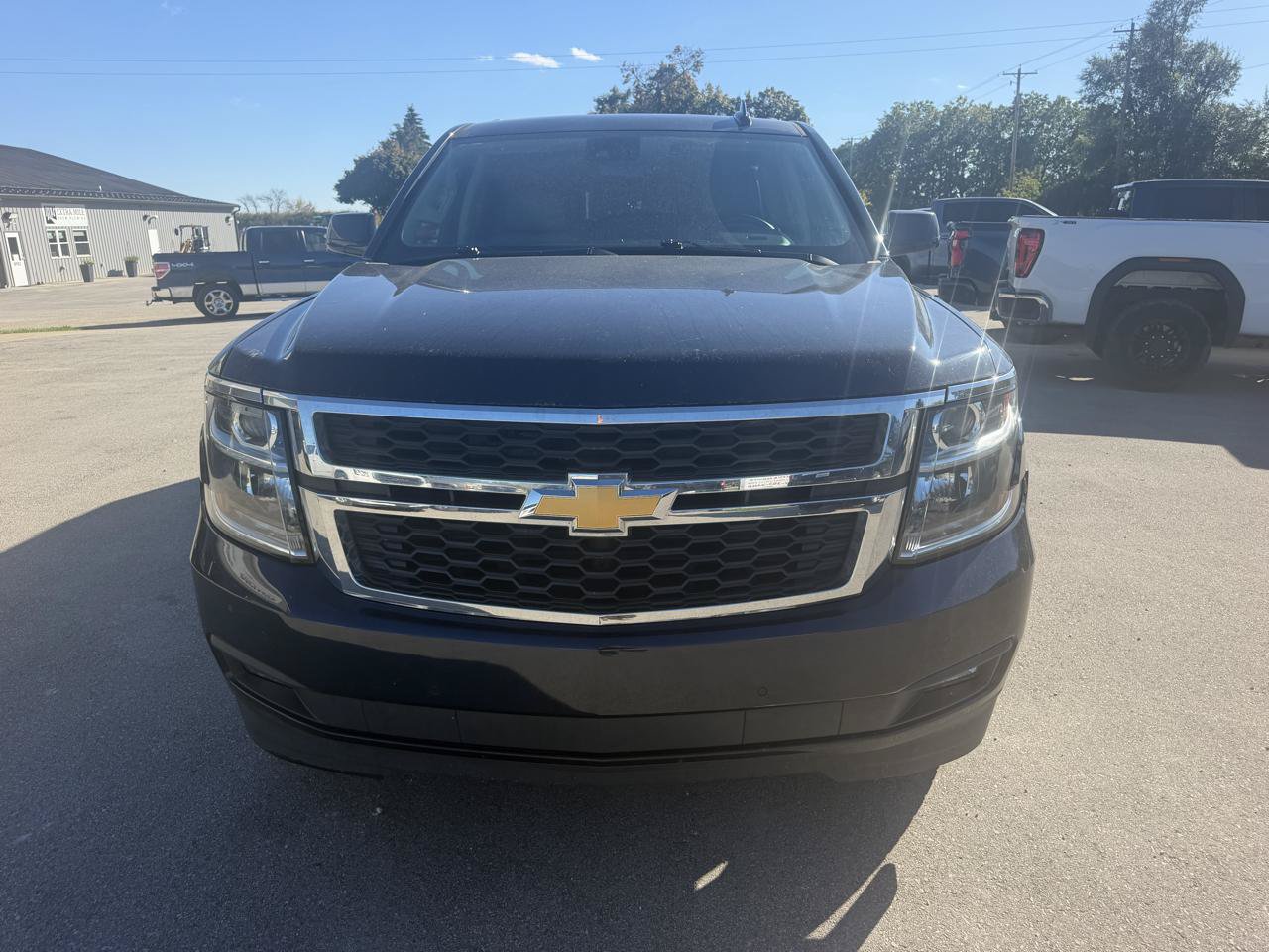 Used 2020 Chevrolet Suburban LT AWD/4WD image 10