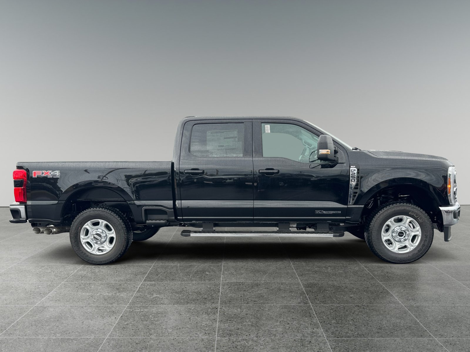 New 2026 Ford F250 XLT w/ XLT Premium Package AWD/4WD image 7