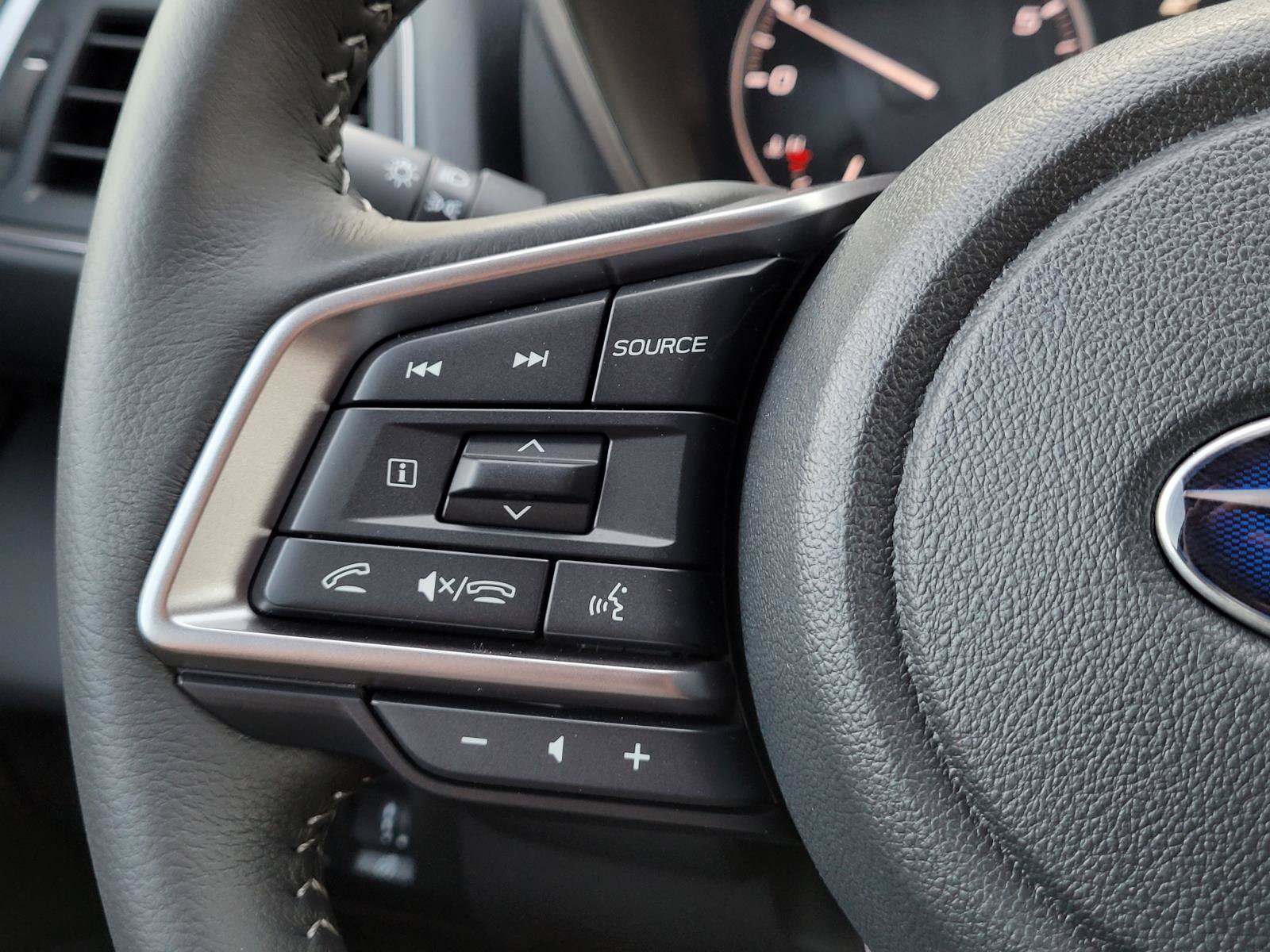 New 2026 Subaru Ascent Limited AWD/4WD image 8