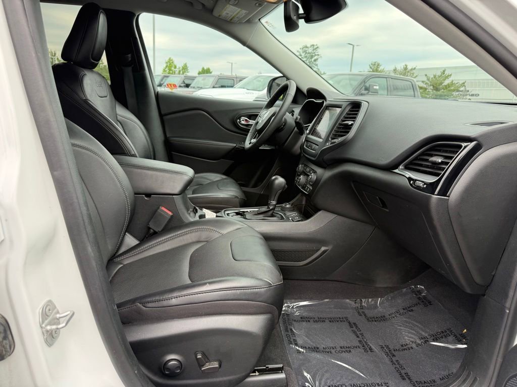 Certified 2023 Jeep Cherokee Altitude Lux AWD/4WD image 29