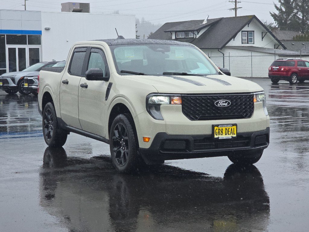 Used 2025 Ford Maverick XLT w/ XLT Luxury Package image 2