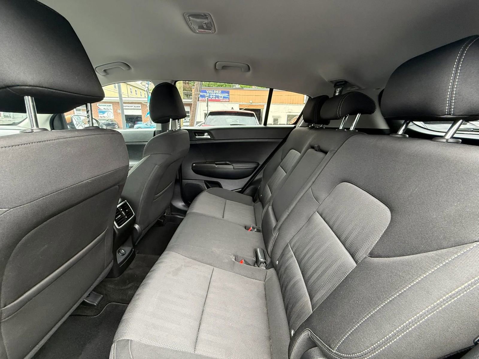 Used 2017 Kia Sportage LX AWD/4WD image 37