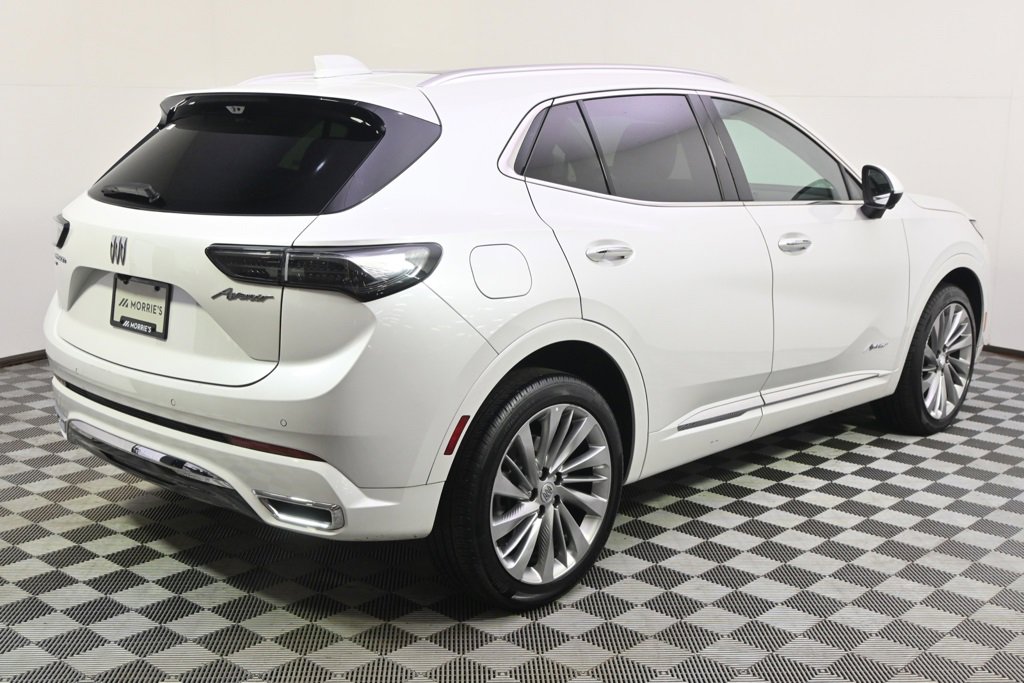 Used 2024 Buick Envision Avenir image 7