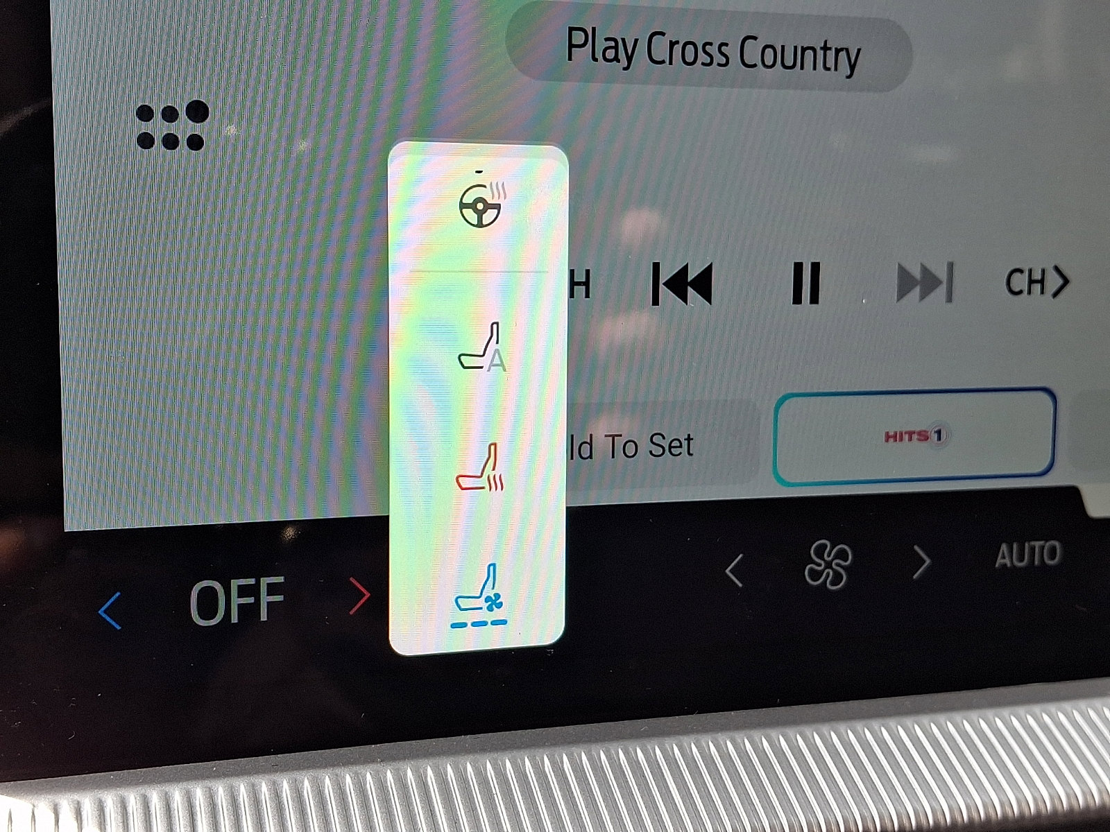 Certified 2025 Ford Explorer Platinum w/ LUX Leather Package image 26