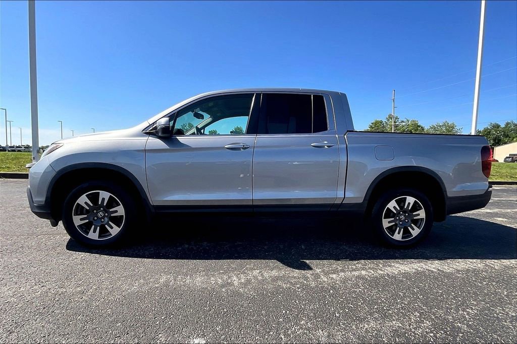 Certified 2019 Honda Ridgeline RTL-T image 3