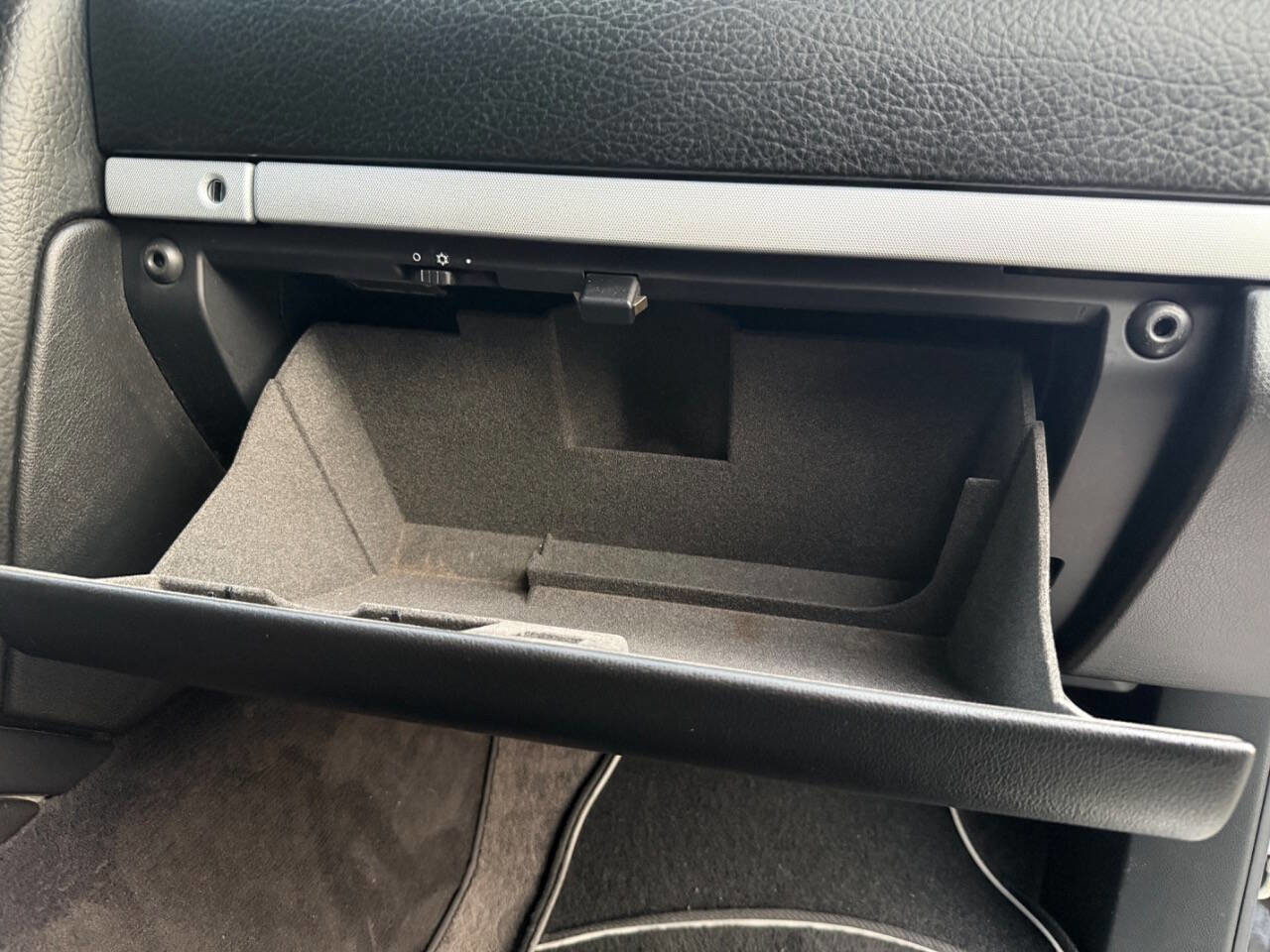 Used 2005 Porsche Cayenne S image 27