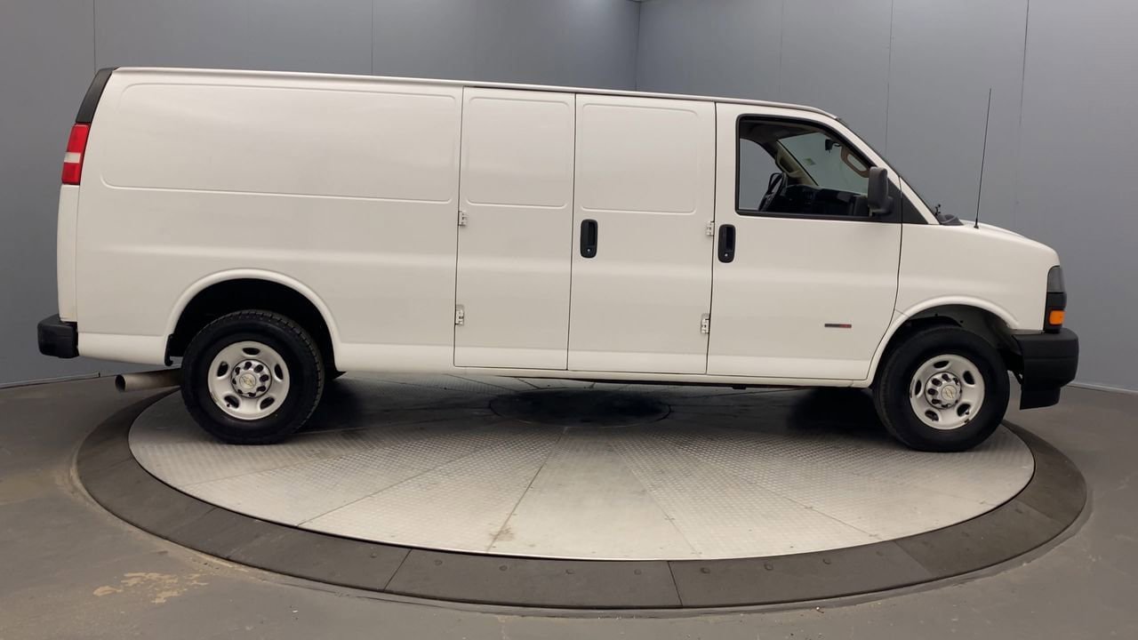 Used 2021 Chevrolet Express 2500 Extended w/ Driver Convenience Package RWD image 6