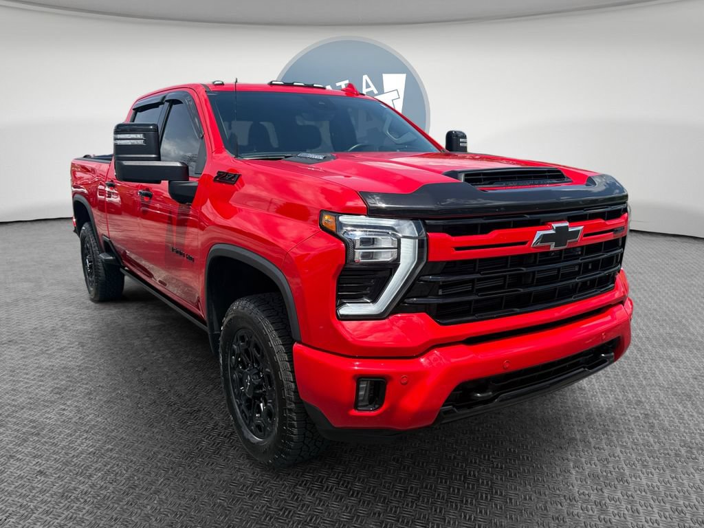Used 2024 Chevrolet Silverado 3500 LTZ w/ LTZ Plus Package AWD/4WD video 1