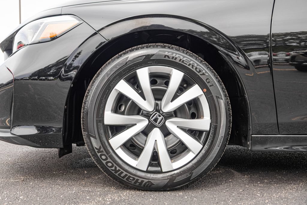 Used 2025 Honda Civic LX image 35