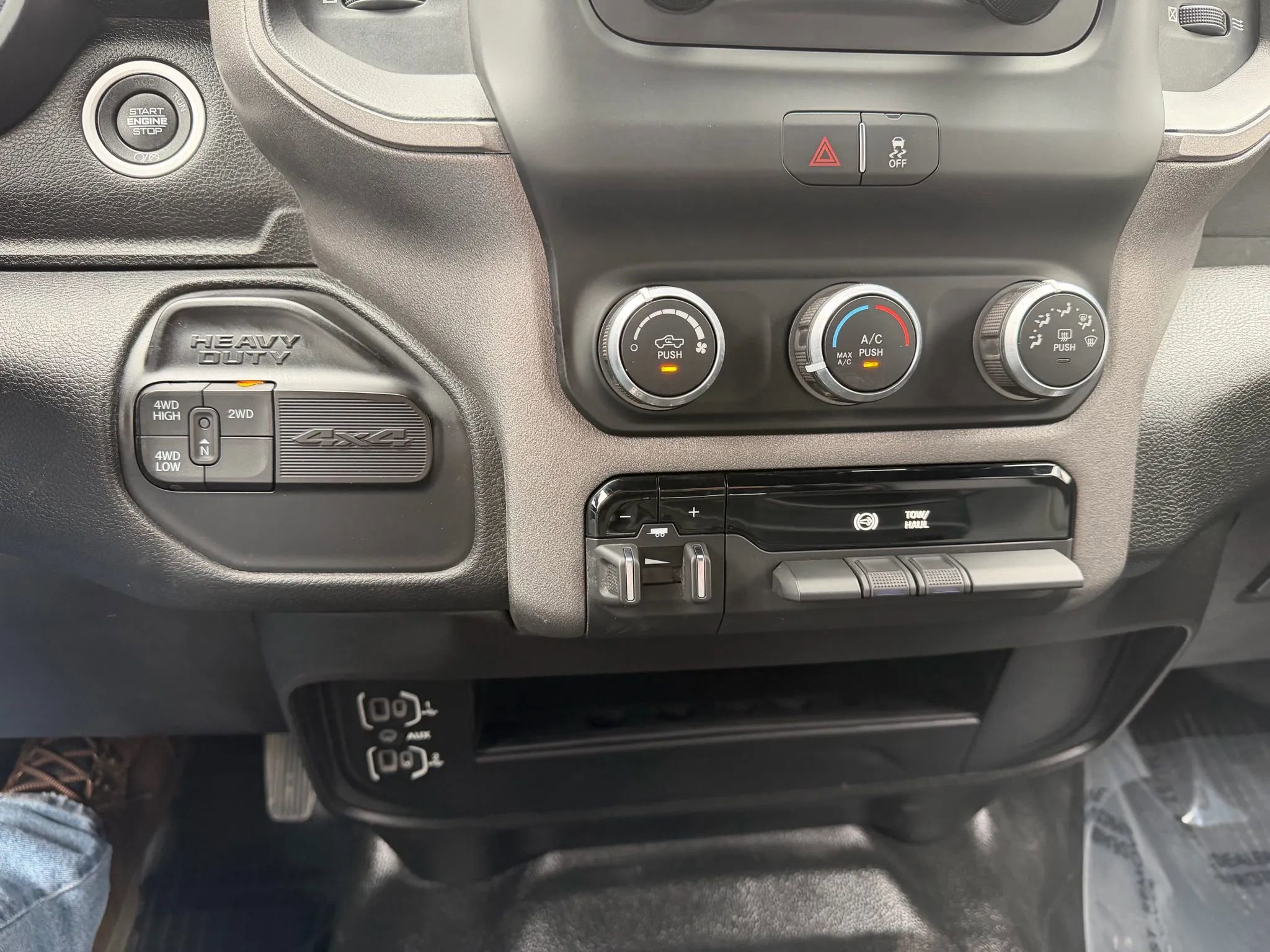 Used 2022 RAM 2500 Tradesman w/ Cold Weather Group image 26