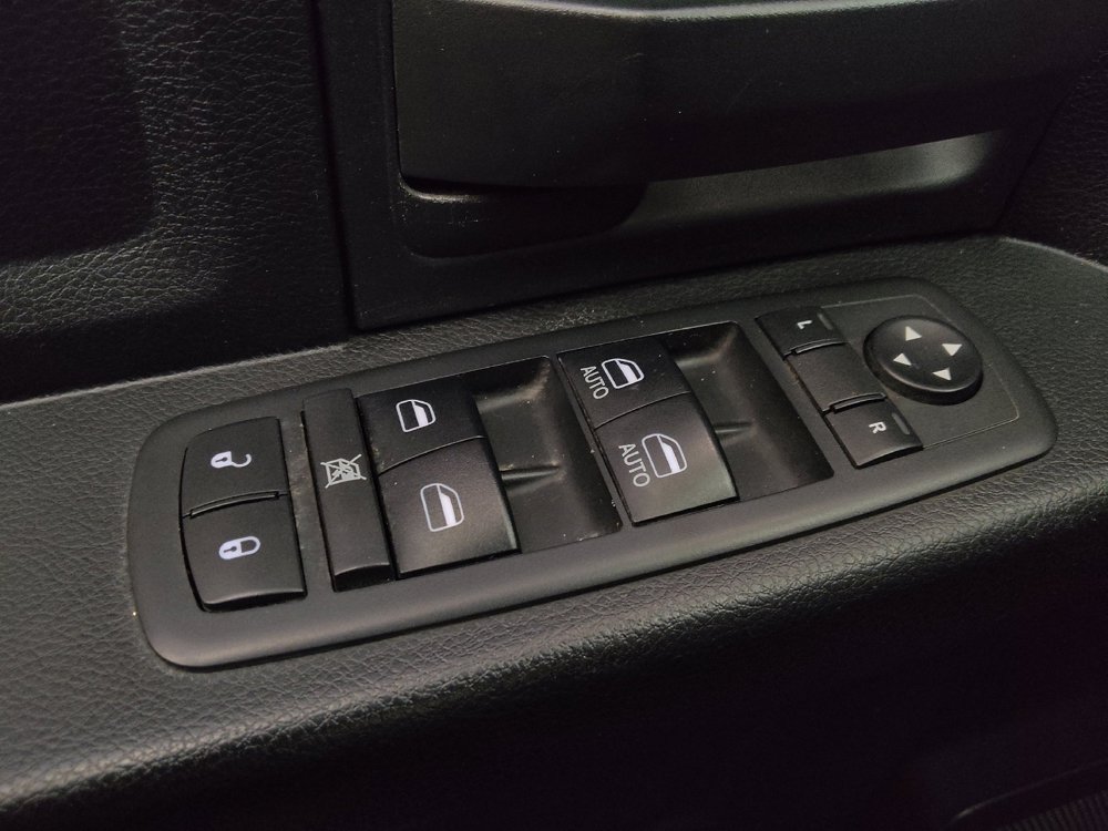 Used 2018 RAM 1500 Express w/ Express Value Package AWD/4WD image 27