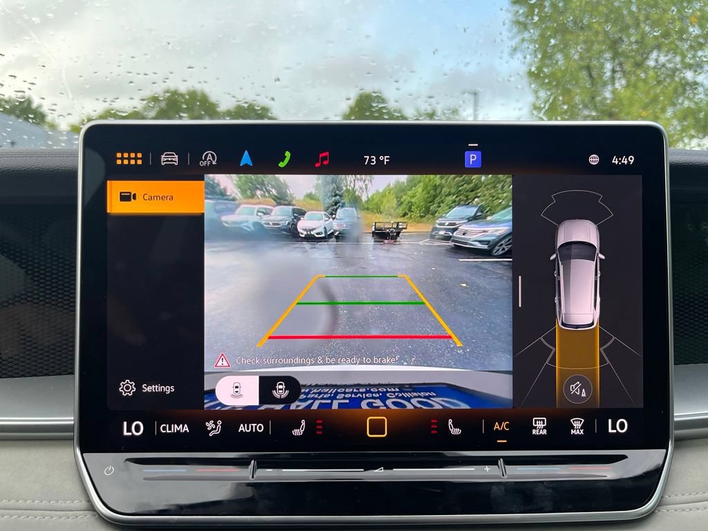 Certified 2025 Volkswagen Tiguan SE w/ Panoramic Sunroof Package AWD/4WD image 18