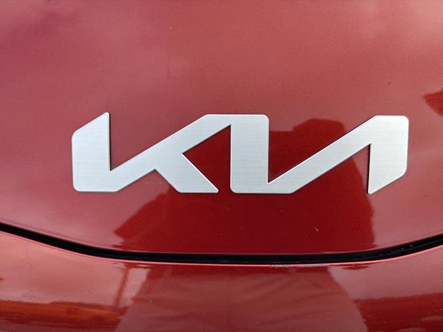 Used 2022 Kia Soul LX FWD image 11