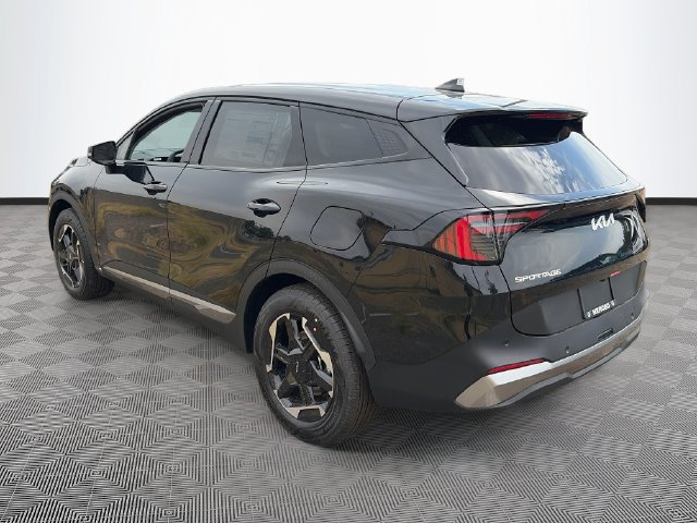 New 2027 Kia Sportage S FWD image 5