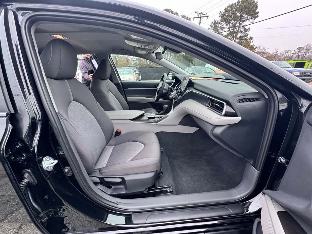 Used 2024 Toyota Camry LE image 13