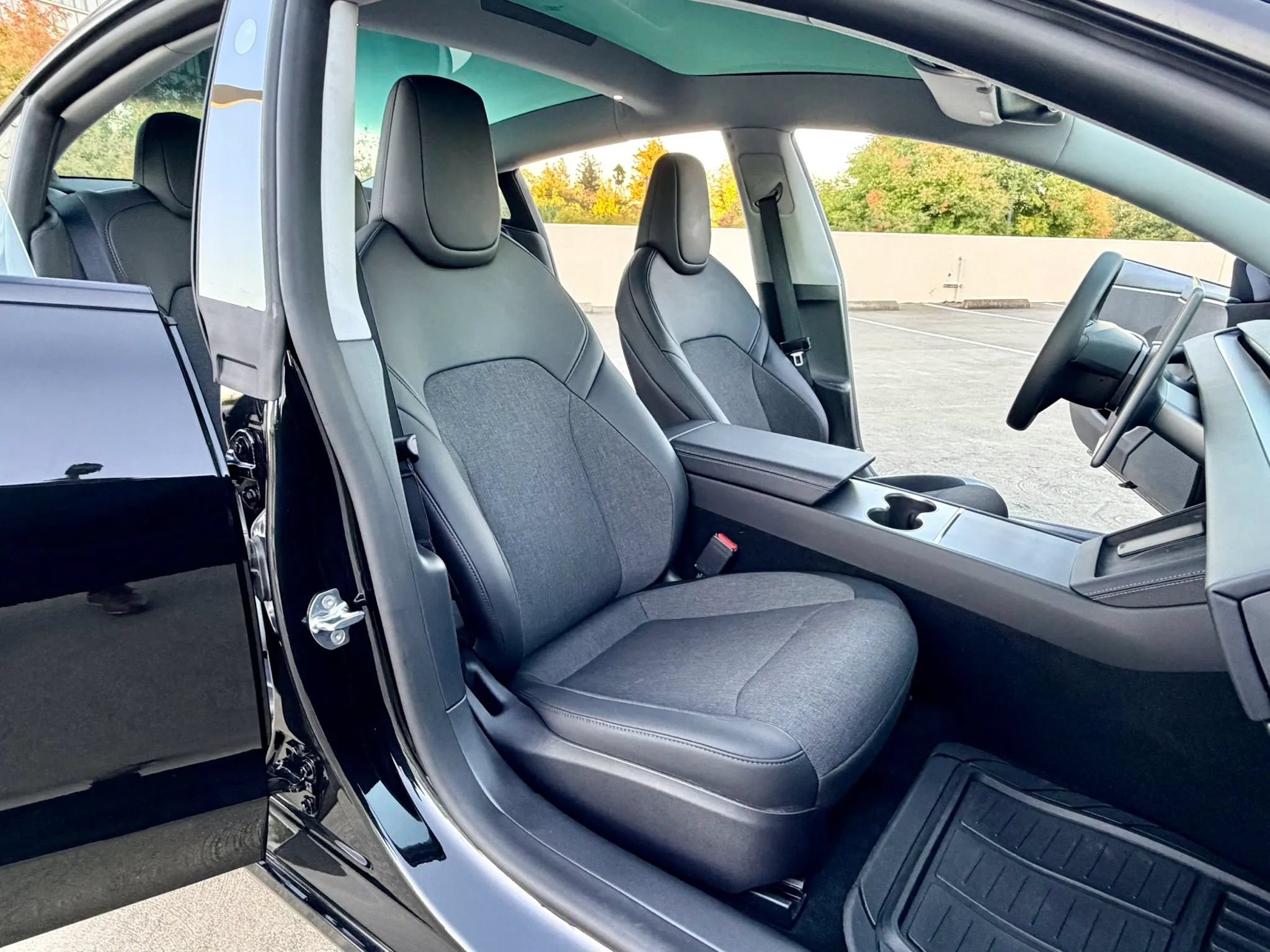 Used 2026 Tesla Model 3 RWD image 28