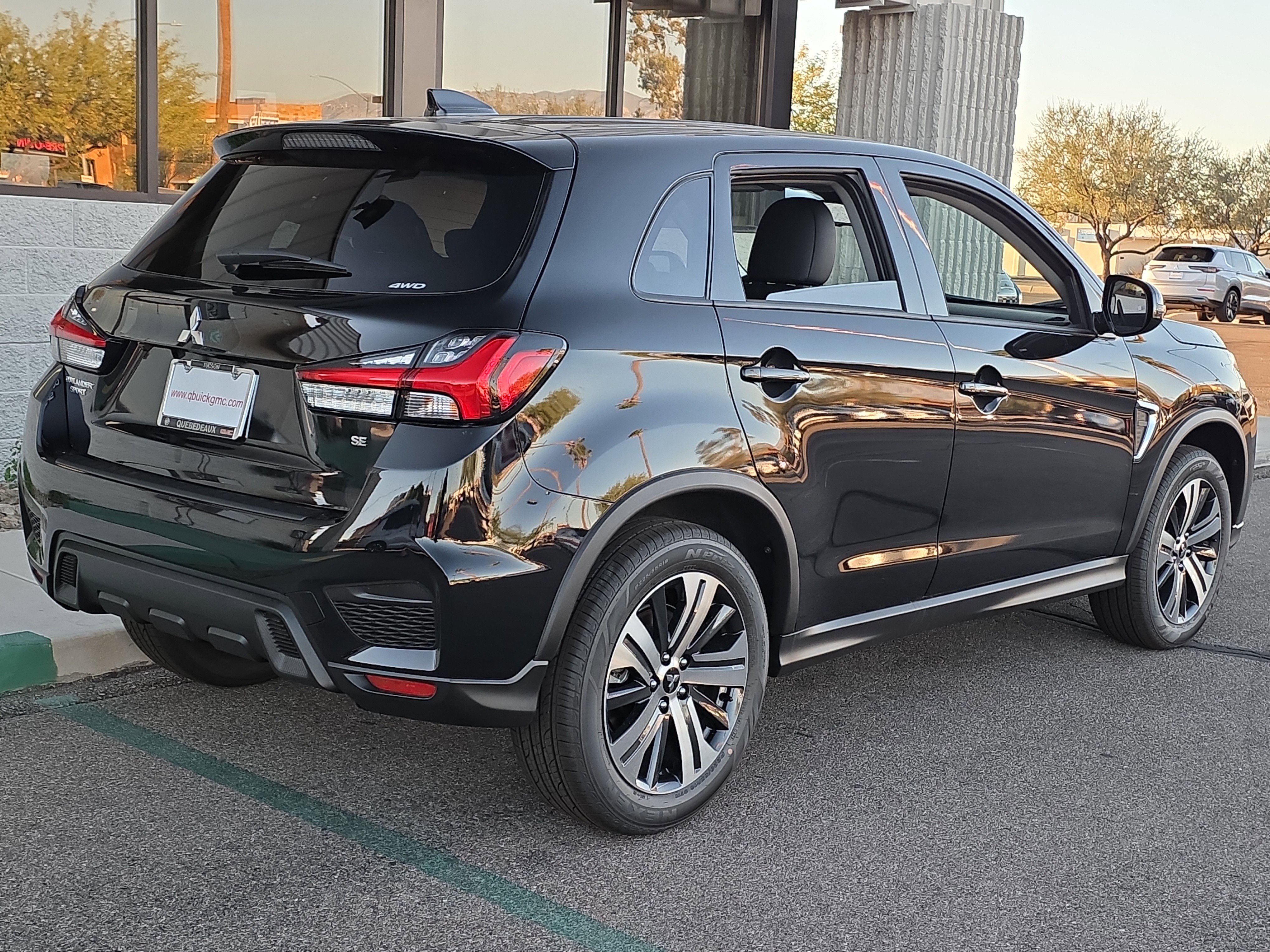 New 2025 Mitsubishi Outlander Sport SE image 6