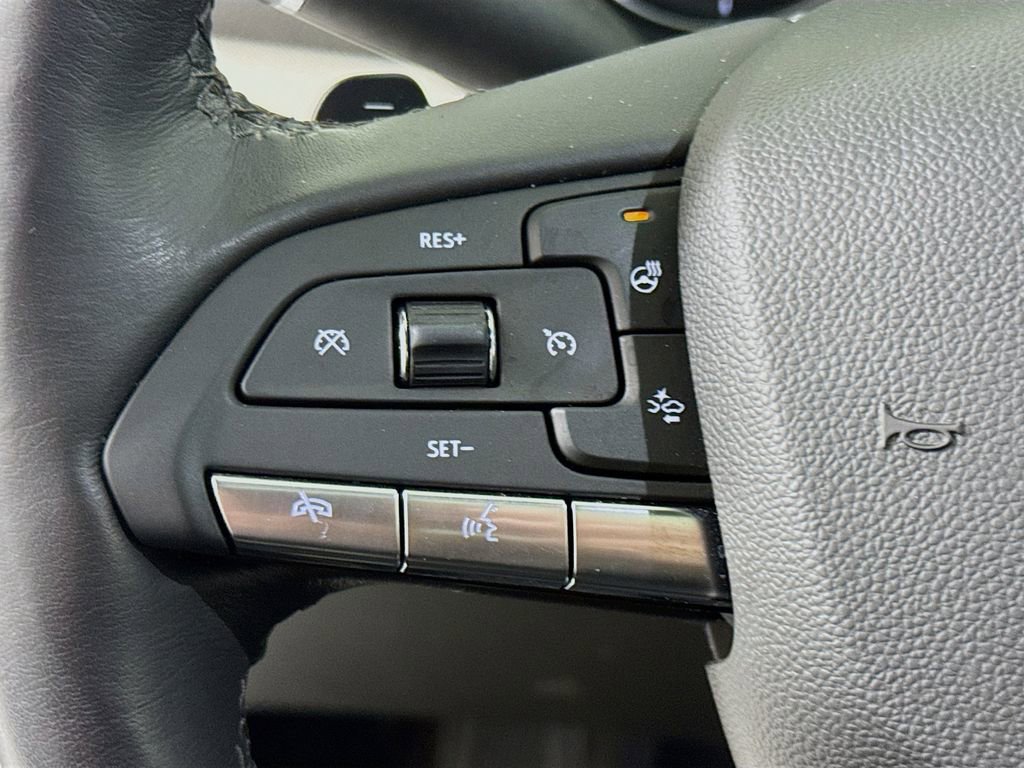 Used 2023 Cadillac XT4 Premium Luxury w/ Cold Weather Package image 8