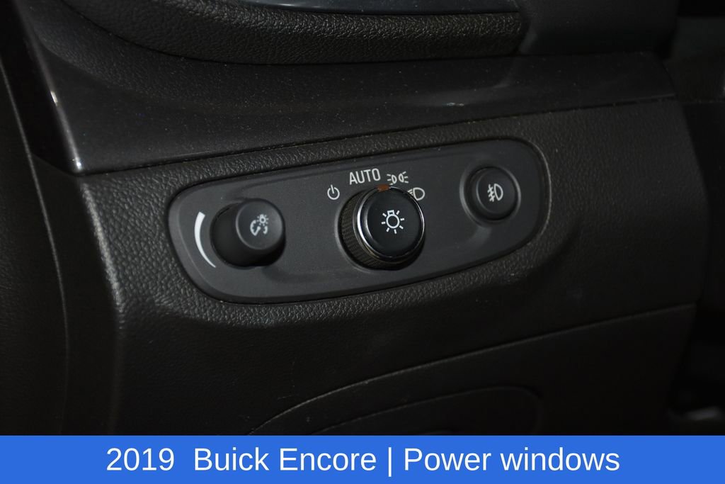 Used 2019 Buick Encore Sport Touring AWD/4WD image 9