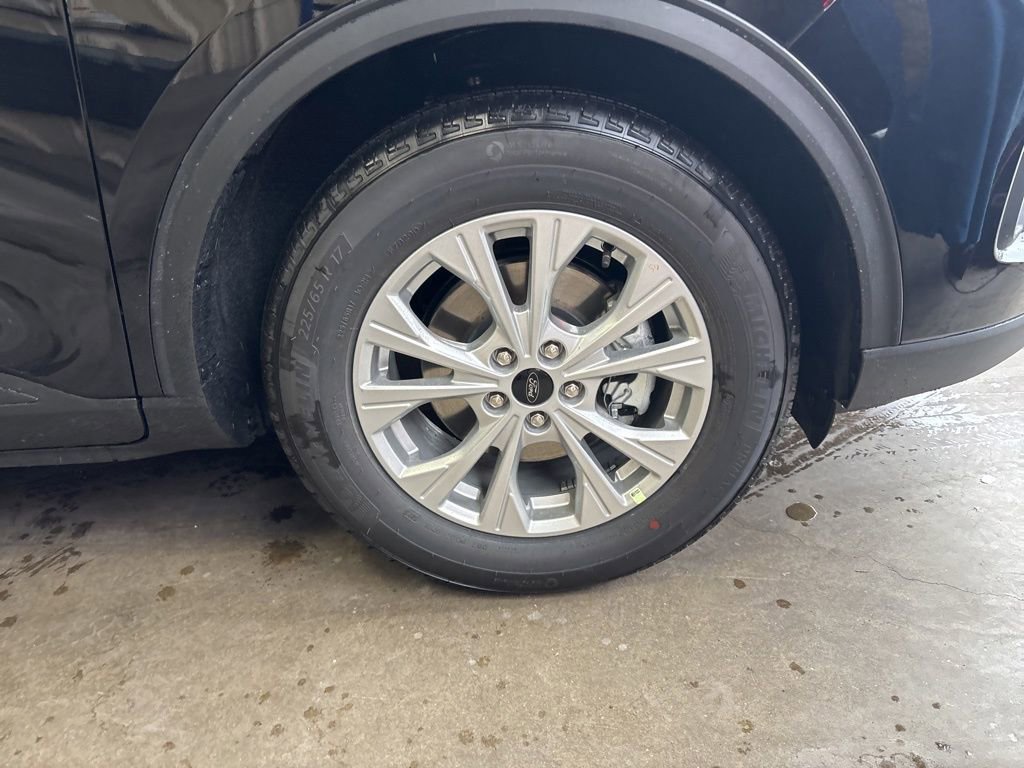 New 2026 Ford Escape Active w/ Cold Weather Package image 12